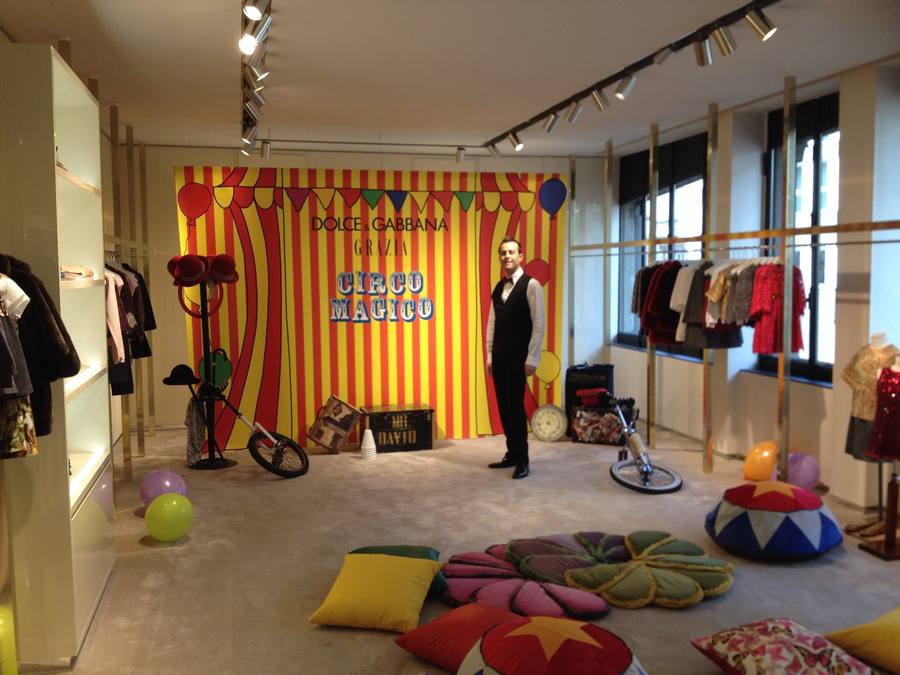 Allestimento a tema per un evento aziendale in boutique